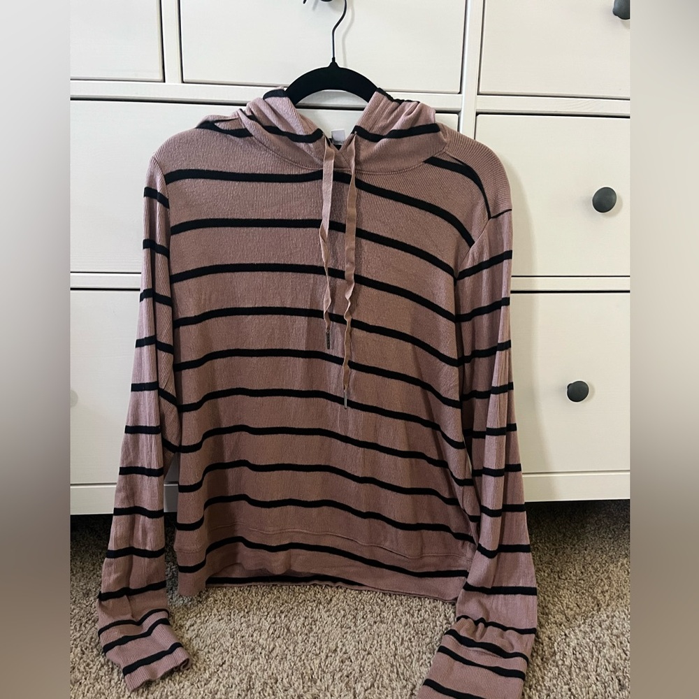 Worn once Evereve ribbed hoodie
